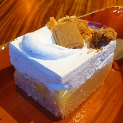 Apfel White Nougat Kuchen im Apple & Eve