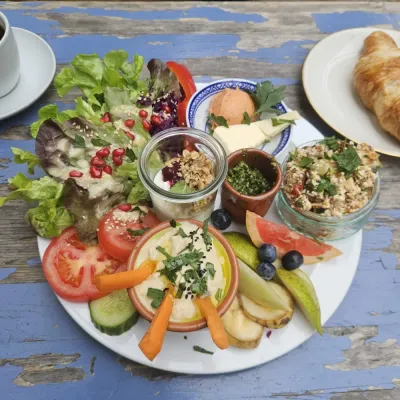 Großes Frühstück im Café Nasch